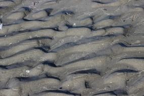 sand waves on the beach