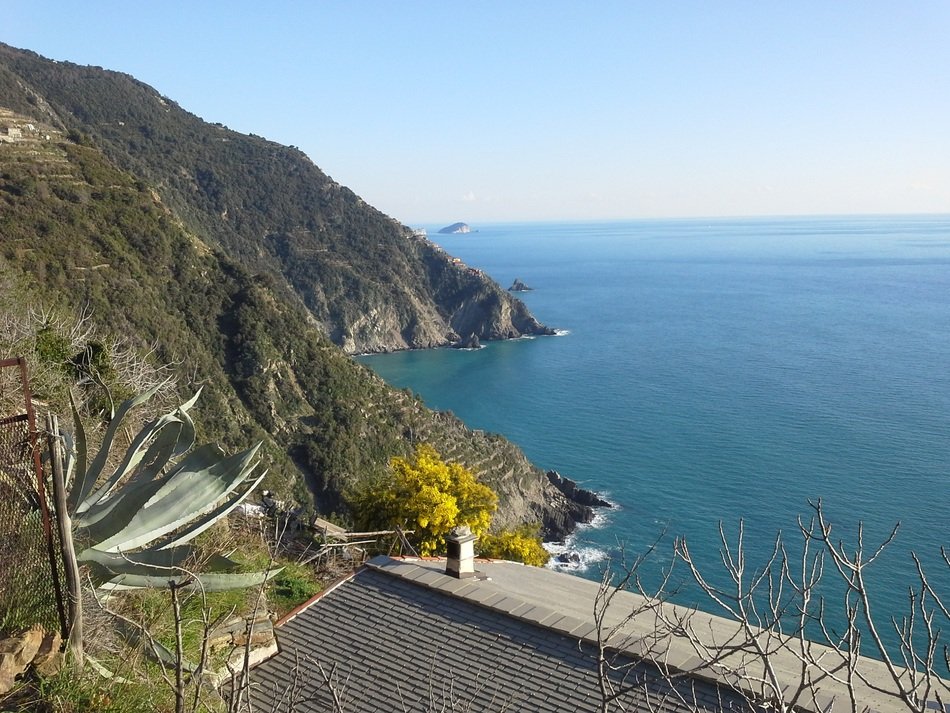Park near the mountain in Riomaggiore