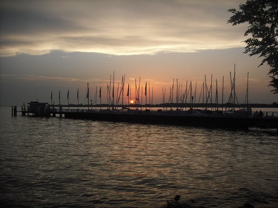 nonnenhorn lake
