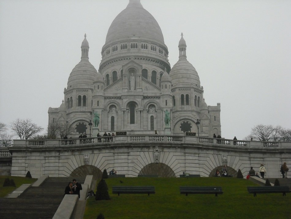 Basil Sacré Coeur in Paris