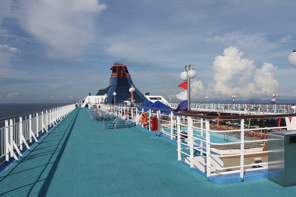 Starcruise on Phuket