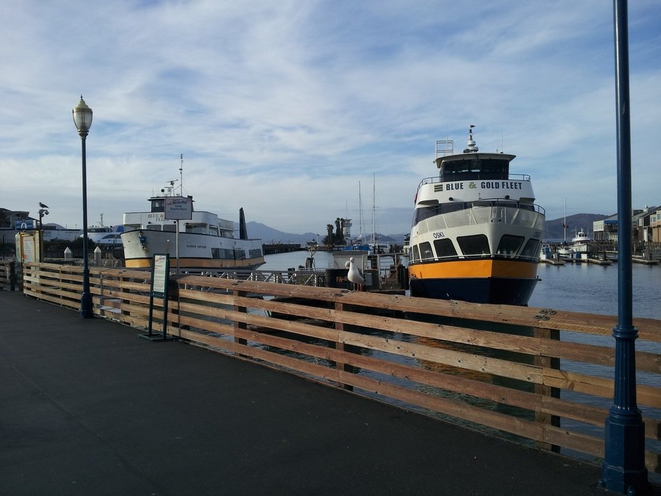 ship in port francisco