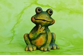 garden frog figure