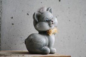 porcelain gray cat