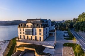 Panoramic view of the hotel on Roznowskie Lake