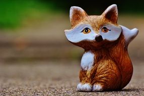 red fox statue