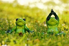 ceramic frogs in lotus position