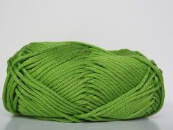 green wool for knitting