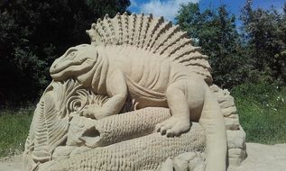 Ancient Lizard statue