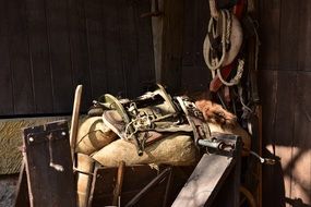 Pet Dishes Saddle