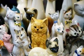 Cat and Dog Ceramics Sculpture Toys close-up