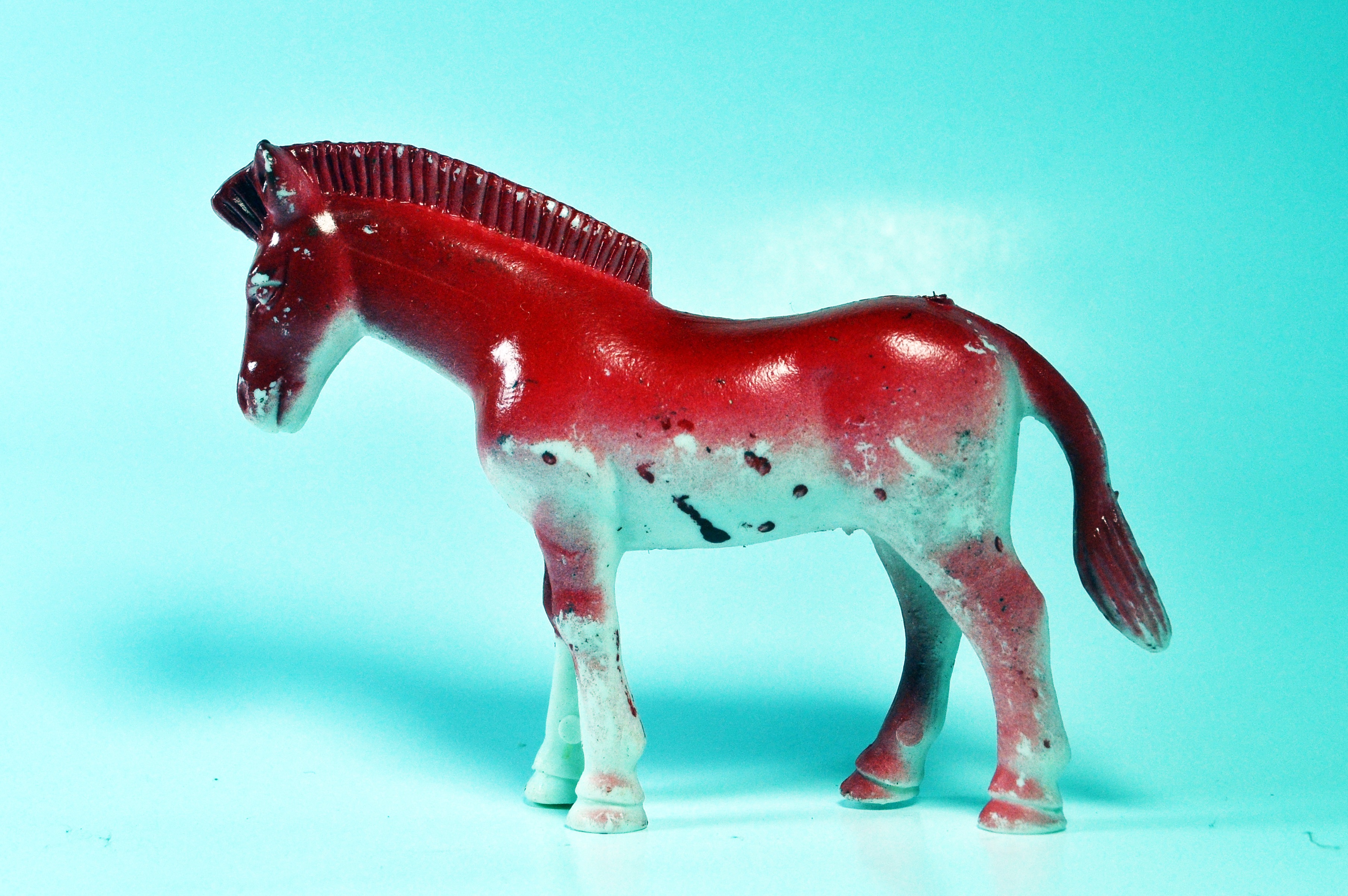 Red horse figurine free image download