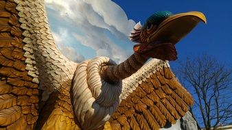 Efteling Vogelrok statue