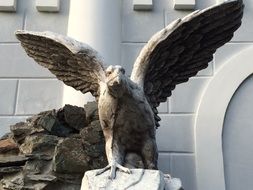 stone eagle as a decor