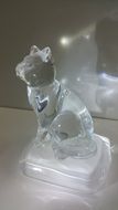 glass figure of a cat