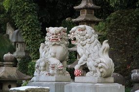 Chinese lions - dragons sculpture