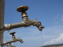 outdoor faucets with cooling water