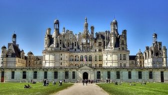 chateau de chambord architecture in france