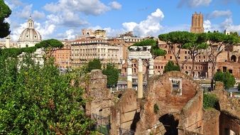 antique buildings in Rome