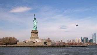 statue of liberty attraction