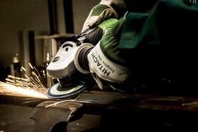 Hitachi grinder