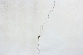 crack on the white wall