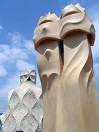 sculptures in barcelona