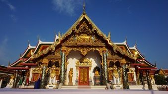 Wat Phra That Choeng Chum temple