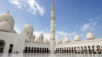 Sheikh Zayed mosque on Abu Dhabi