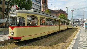 yellow tram in Dusseldorf