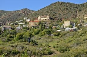 Arizona town on mountain