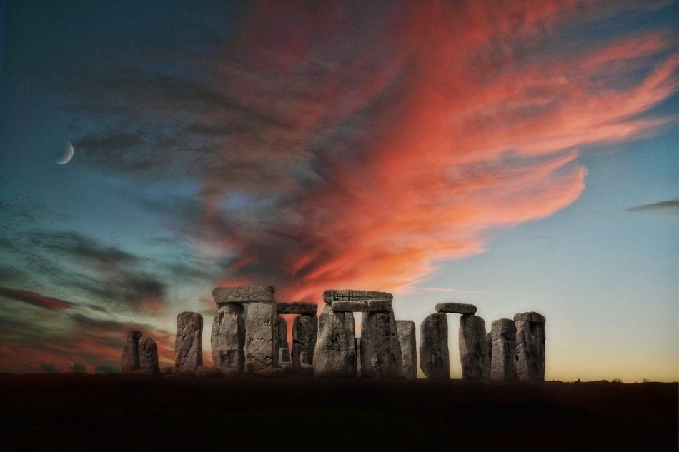 StoneHenge night landscape