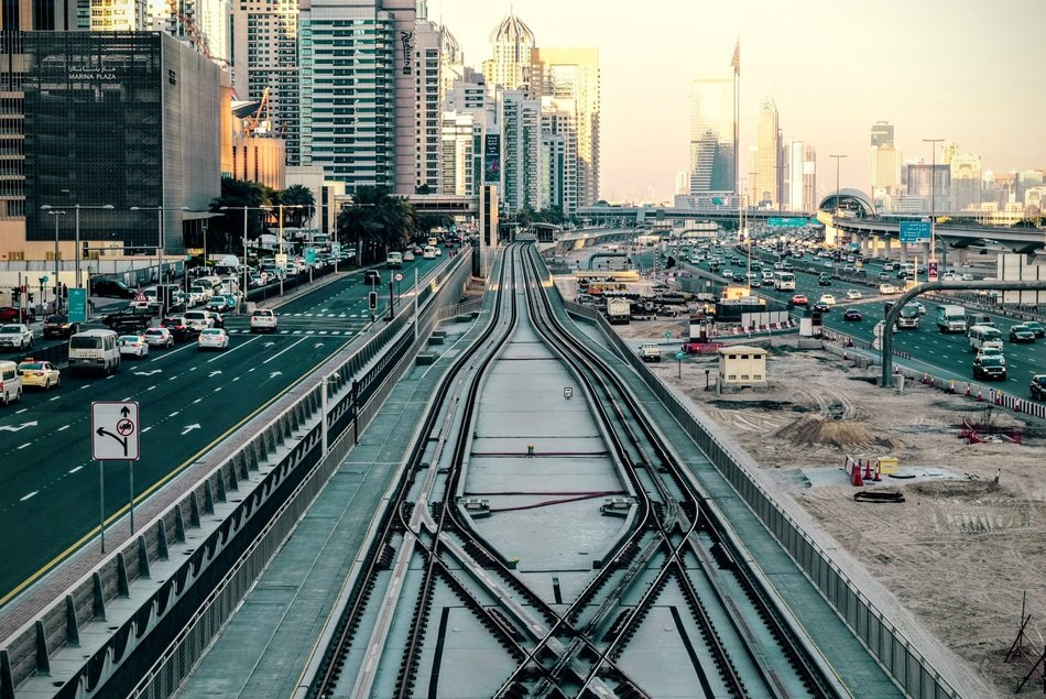 Commuting transportation in the city