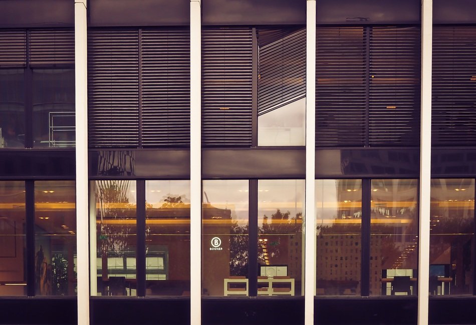 facade of a modern building in Düsseldorf