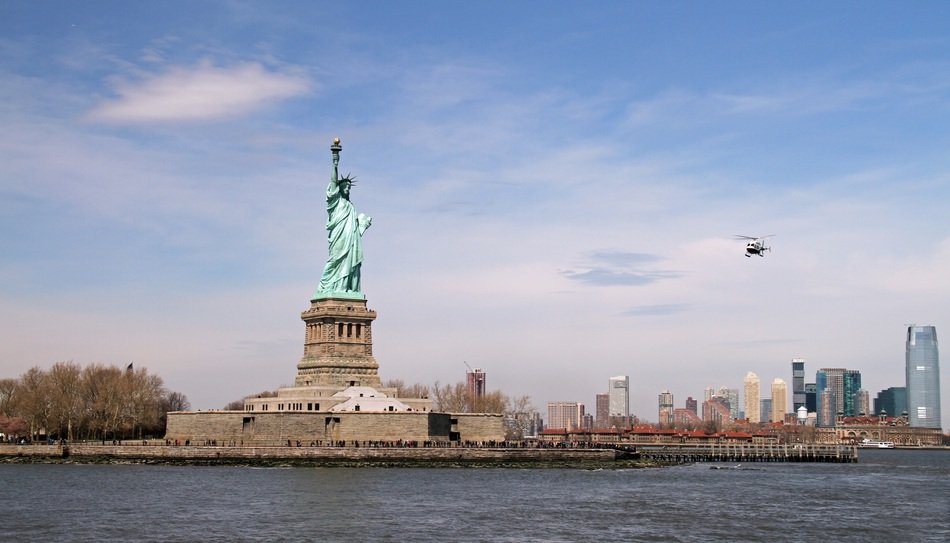 statue of liberty attraction