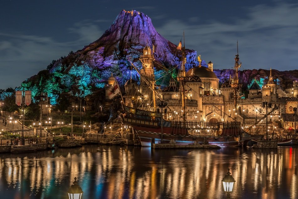 night view of Tokyo DisneySea, japan