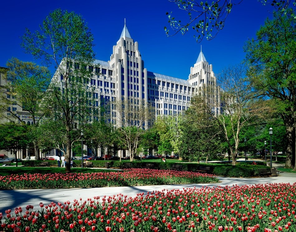 building in franklin park