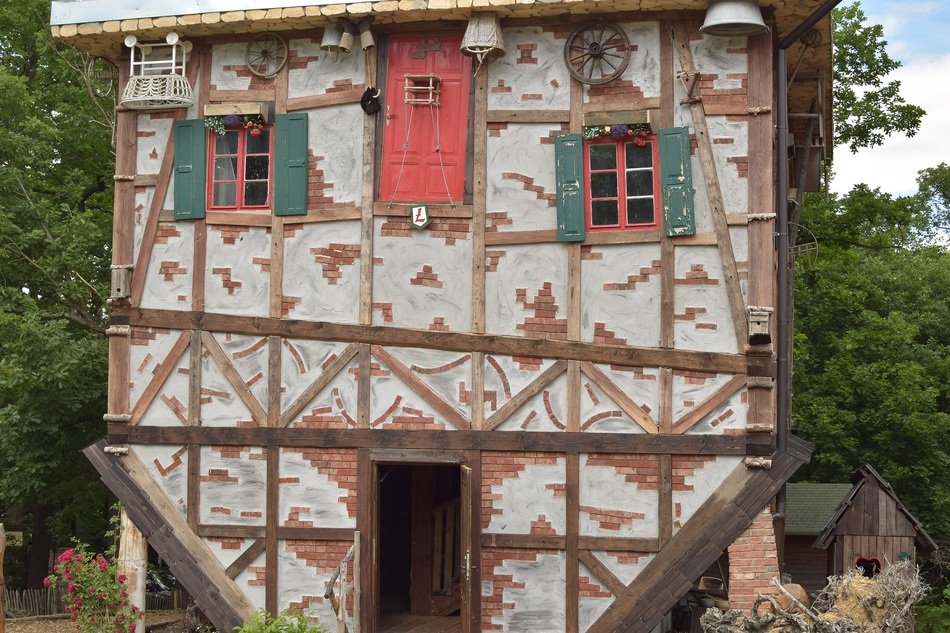 house on the head