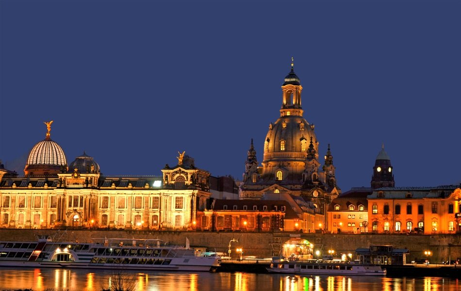 the evening lights of Dresden