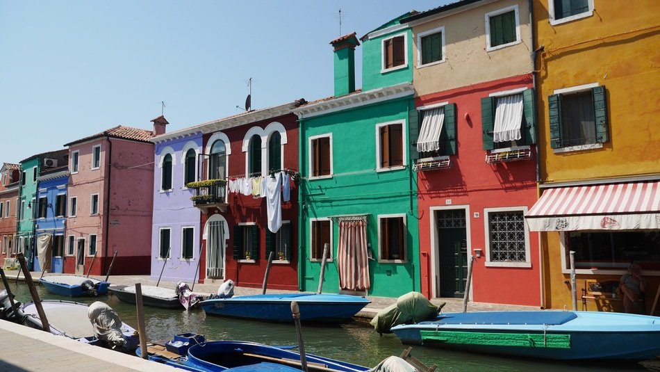 amazing Colors Houses