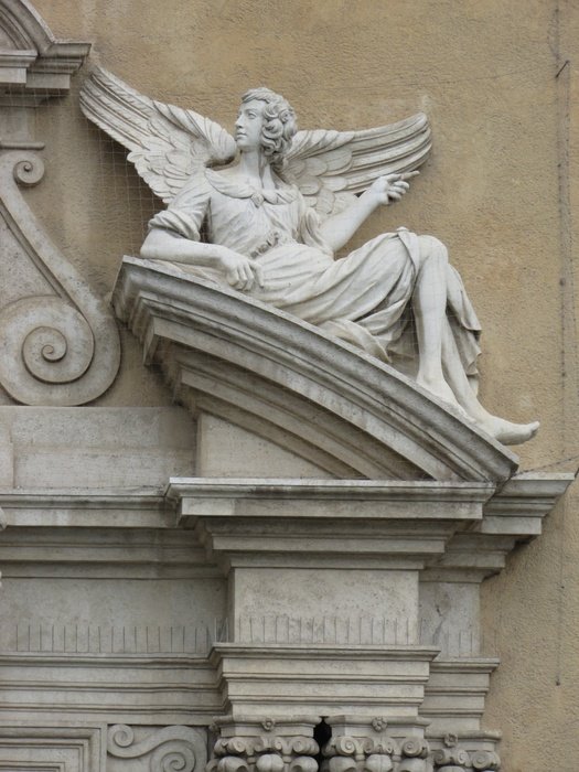 Picture of angel statue in Trnava