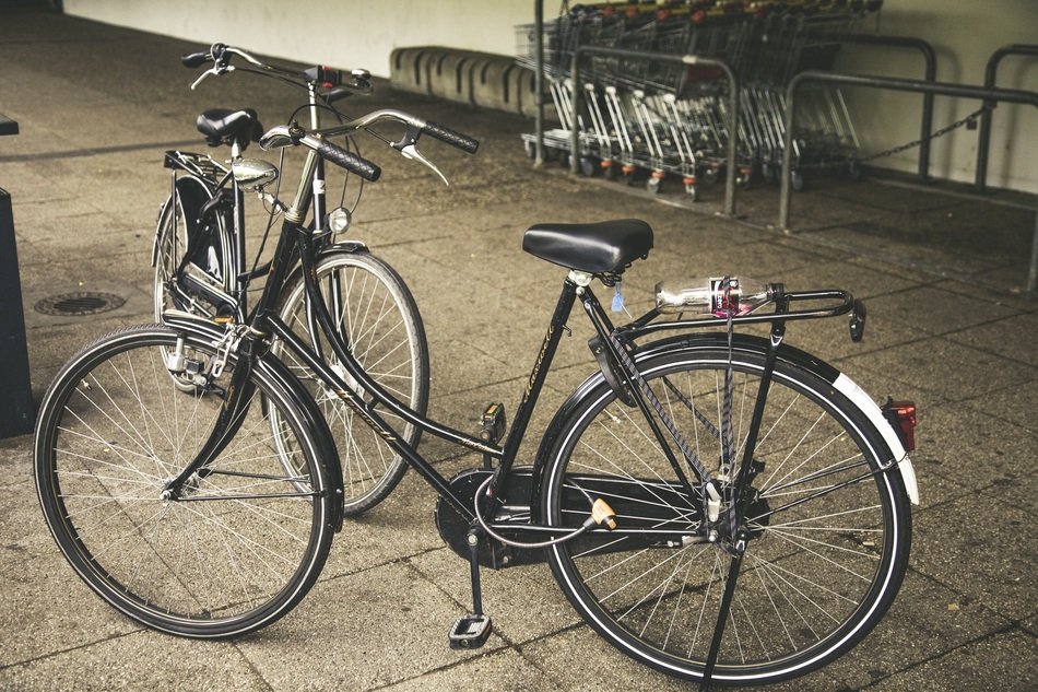 black retro bike in the city