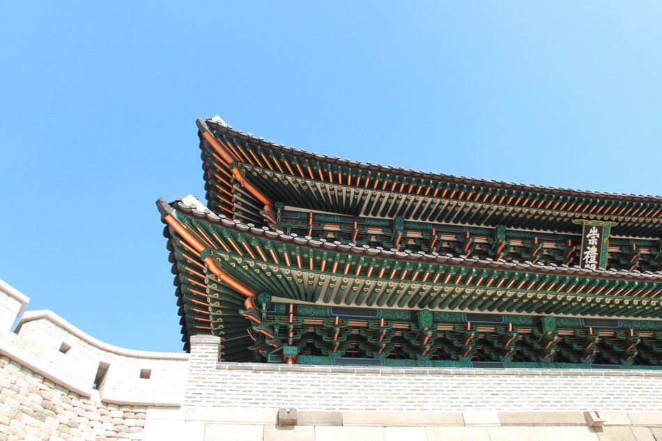 roof of Seoul's Namdaemun Gate