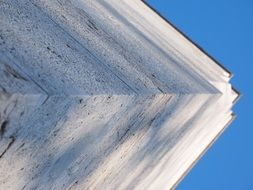 corner of a pillar