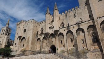 papal palace in avignon