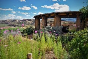 roadside attraction in scenic southern utah