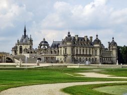 amazing building of chacircteau de chantilly