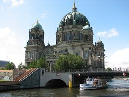 Dom Berlin