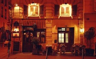 Nightlife in Paris