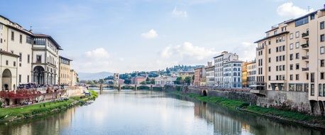 Arno River and famous ponte vecchio, Europe